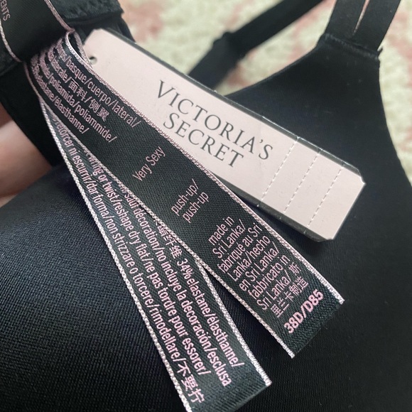 Victoria’s Secret Bra - Picture 4 of 6
